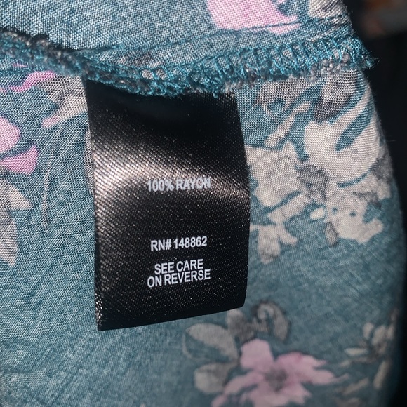 Torrid Floral Ruffle high/low Hem Skirt - Picture 6 of 8